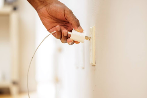 Should I Be Concerned About Loose Electrical Outlets?