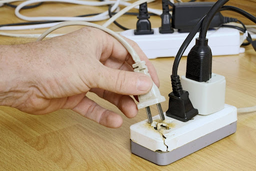 Top Electrical Safety Mistakes Homeowners Make